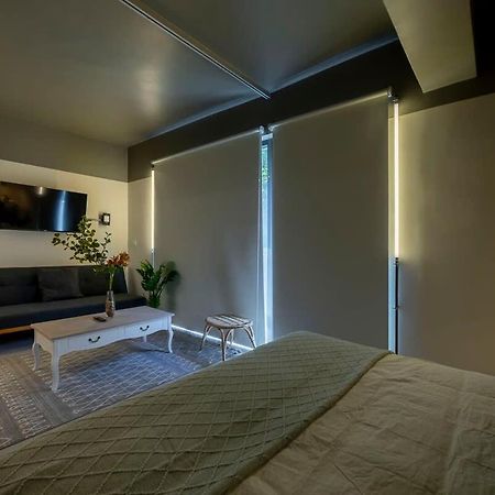 Encantador Espacio Cercano De Barrio Italia サンティアゴ エクステリア 写真